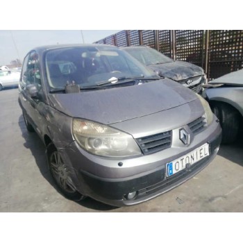 renault scenic ii del año 2004