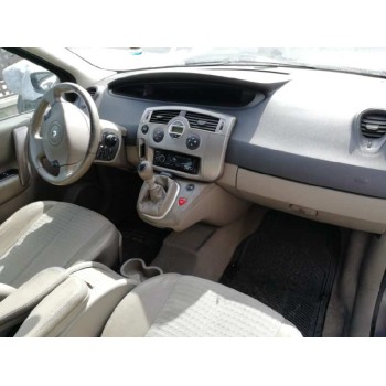 renault scenic ii del año 2004