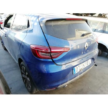 renault clio v del año 2023