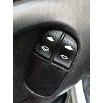 ford focus berlina (cak) del año 2004