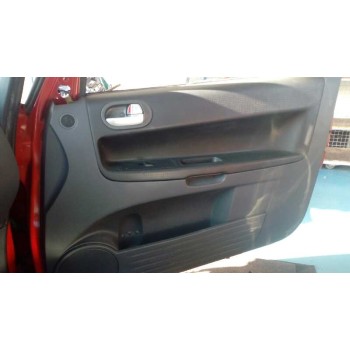 mitsubishi colt berlina 5 (z30a) del año 2005