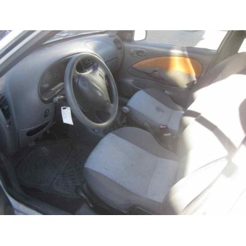 ford fiesta berlina (dx) del año 2000