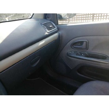 renault clio ii fase ii (b/cb0) del año 2004