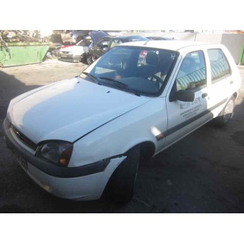 ford fiesta berlina (dx) del año 2000