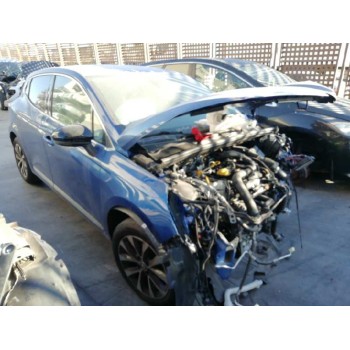 renault clio v del año 2023