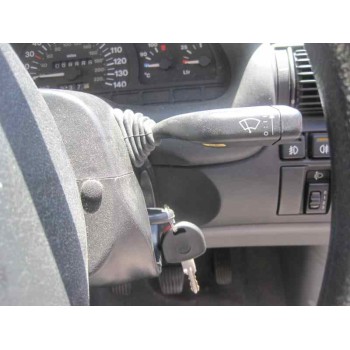 opel astra f berlina del año 1996