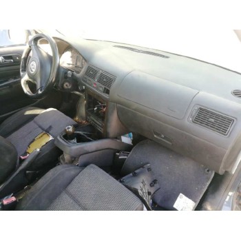 volkswagen golf iv berlina (1j1) del año 2002