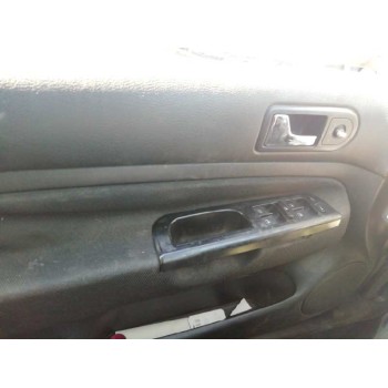 volkswagen golf iv berlina (1j1) del año 2002