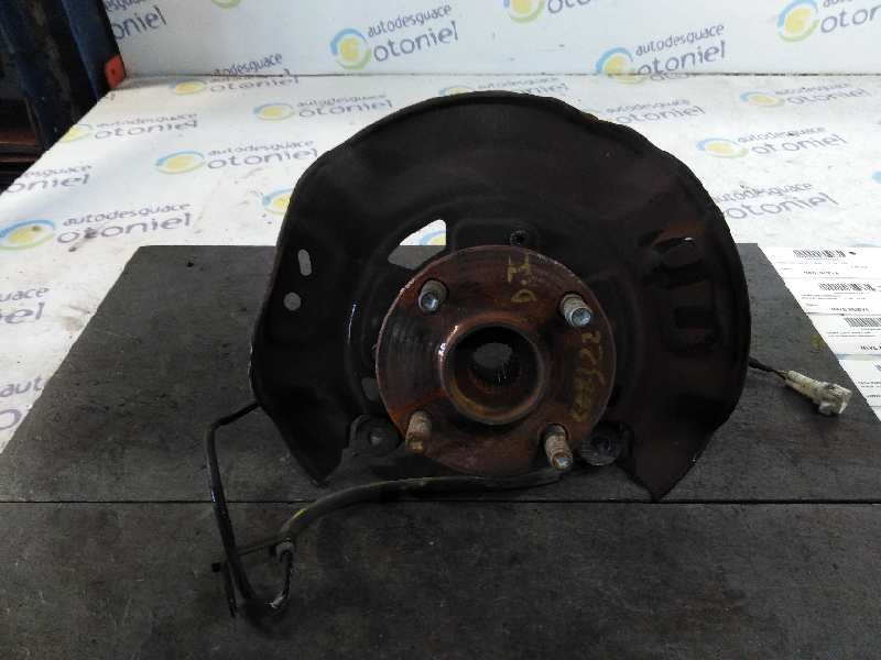 Recambio de mangueta delantera derecha para toyota yaris active referencia OEM IAM  ABS 