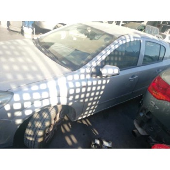 opel astra h berlina del año 2007