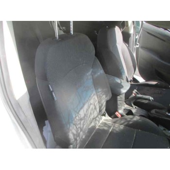 kia carens ( ) del año 2016