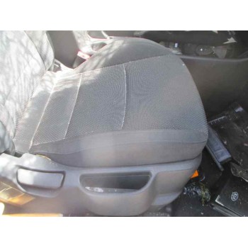 kia carens ( ) del año 2016