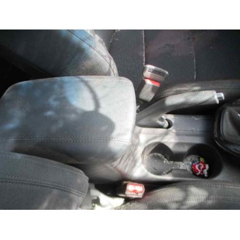 kia carens ( ) del año 2016