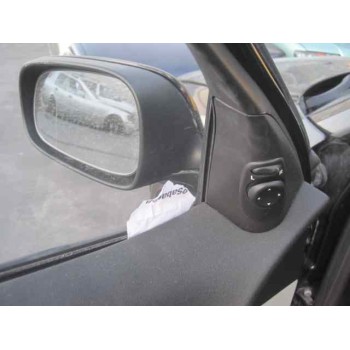 saab 9-3 berlina del año 2006