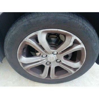 peugeot 208 del año 2012