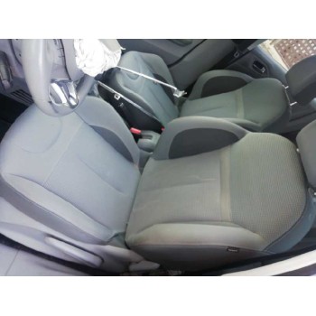 peugeot 208 del año 2012