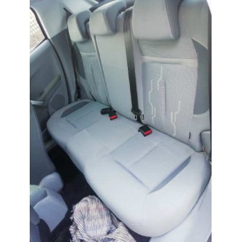 peugeot 208 del año 2012