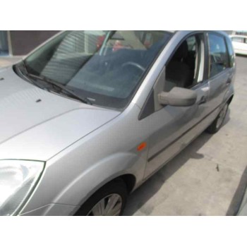 ford fiesta (cbk) del año 2004