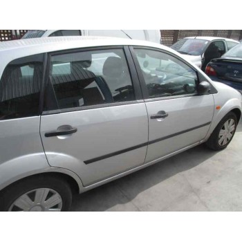 ford fiesta (cbk) del año 2004