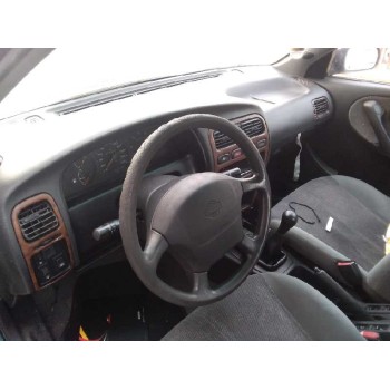 nissan primera berl./familiar (p10/w10) del año 1995