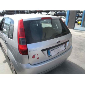 ford fiesta (cbk) del año 2004