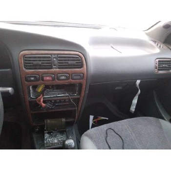 nissan primera berl./familiar (p10/w10) del año 1995