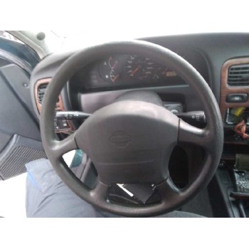 nissan primera berl./familiar (p10/w10) del año 1995