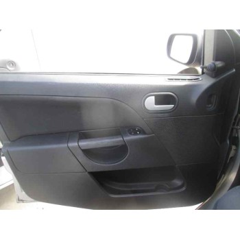 ford fiesta (cbk) del año 2004