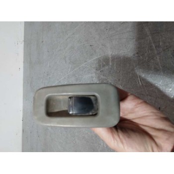 MANDO ELEVALUNAS DELANTERO DERECHO 821W04790 