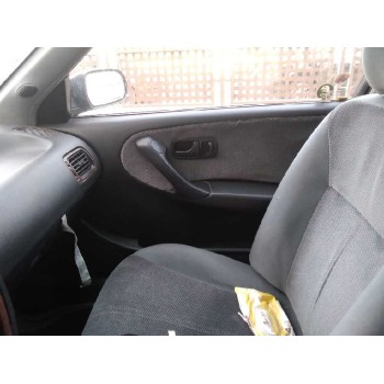 nissan primera berl./familiar (p10/w10) del año 1995