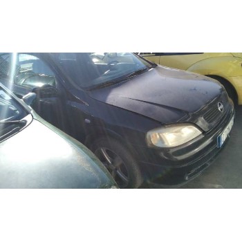 opel astra g berlina del año 2004