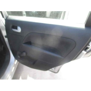 ford fiesta (cbk) del año 2004