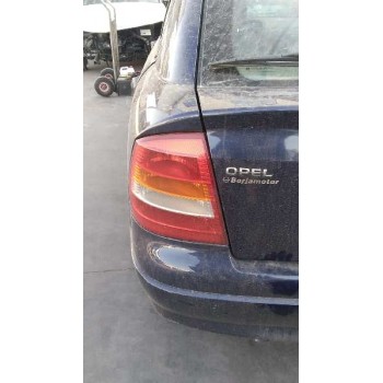 opel astra g berlina del año 2000