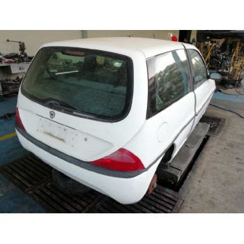 lancia lancia y del año 1999