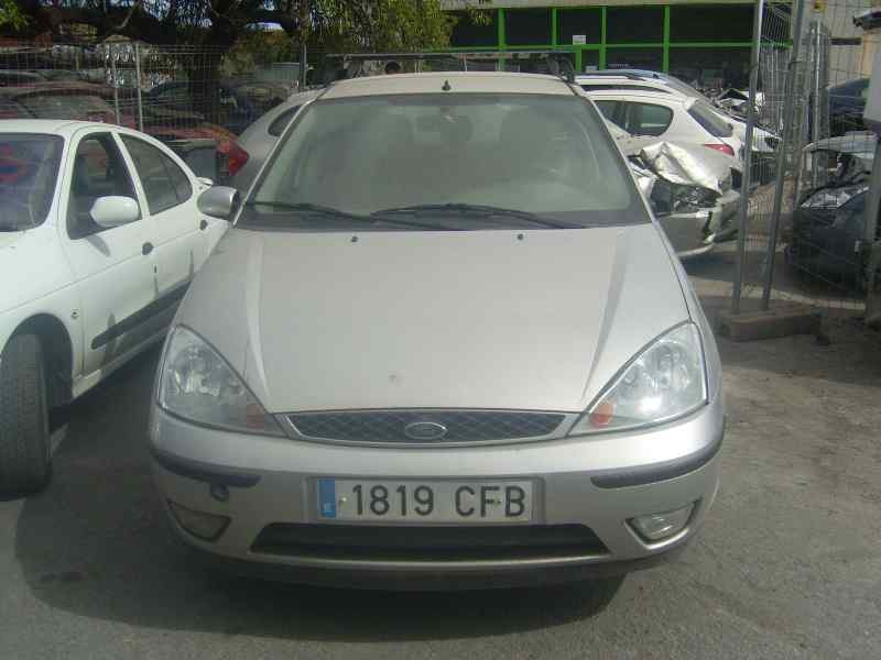 ford focus berlina (cak) del año 2003