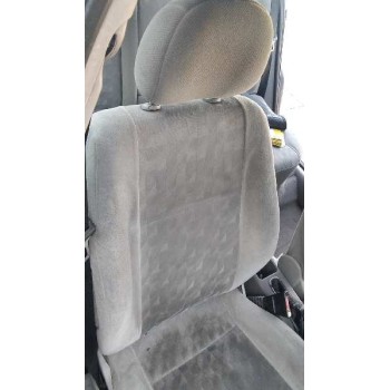 opel astra g berlina del año 2000