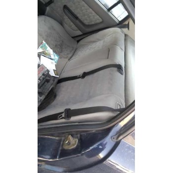 opel astra g berlina del año 2000