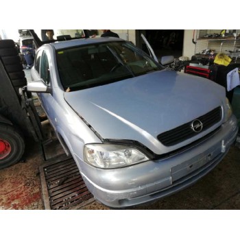opel astra g berlina del año 2002
