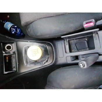 toyota avensis wagon (t25) del año 2006