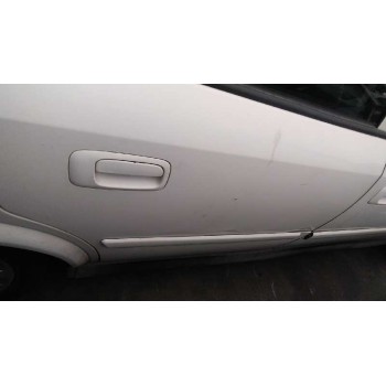 opel astra g berlina del año 2001