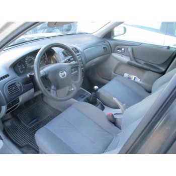 mazda 323 berl. f/s (bj) del año 2001