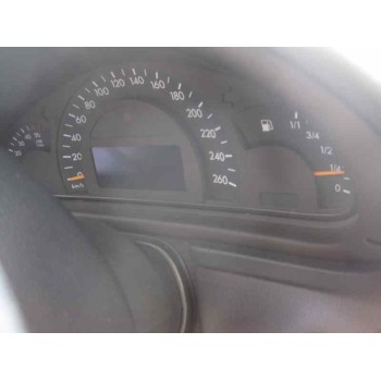 mercedes-benz clase c (w203) berlina del año 2004