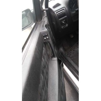 opel astra g berlina del año 2001