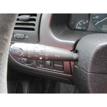 citroën xsara berlina del año 1999