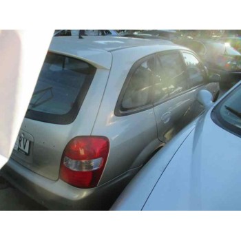 mazda 323 berl. f/s (bj) del año 2001