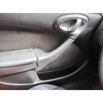 citroën xsara berlina del año 1999