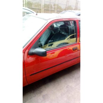 ford fiesta berlina del año 1996