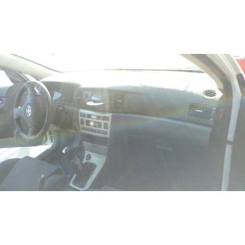 toyota corolla (e12) del año 2003