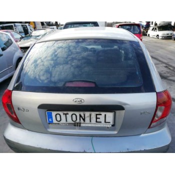 kia rio del año 2002