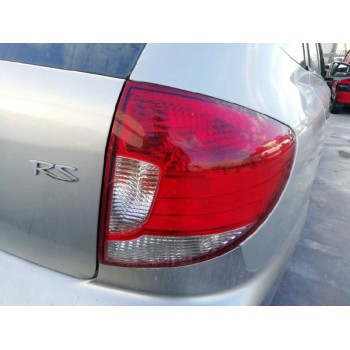 kia rio del año 2002